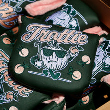 Load image into Gallery viewer, JUST IN | Peach Town Onion Master Putter Covers
